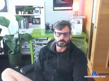 jarethreturnss chaturbate livecam performer profile