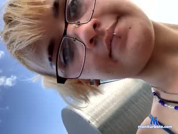 karmaisabitch420 Chaturbate model profile picture
