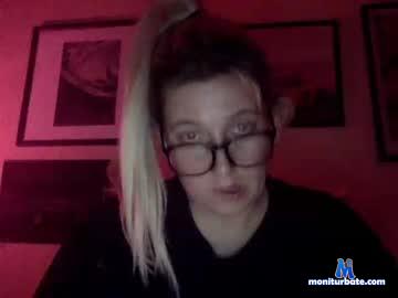 kosmickitten1 chaturbate livecam performer profile