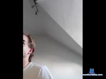 krisszkoo9 chaturbate livecam performer profile