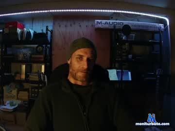 l00king4somethin Chaturbate model profile picture