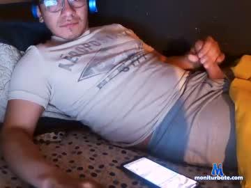 laksware04 chaturbate livecam performer profile