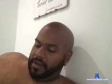 latin_chubby chaturbate livecam performer profile