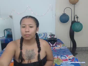 latinaamuyhot chaturbate livecam performer profile