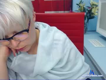 lorawood chaturbate livecam performer profile