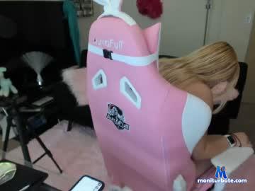 lovelexilove chaturbate livecam performer profile