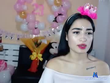 miadavis1_ chaturbate livecam performer profile