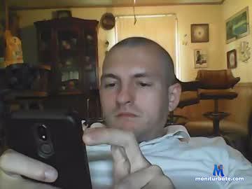 michealred chaturbate livecam performer profile