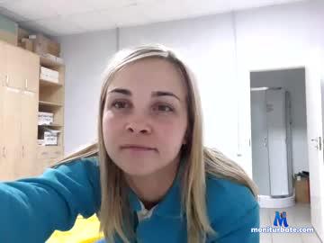 mollydunce chaturbate livecam performer profile