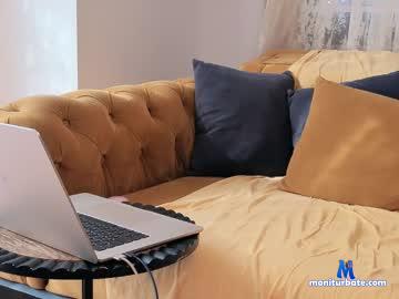 my_lina chaturbate livecam performer profile