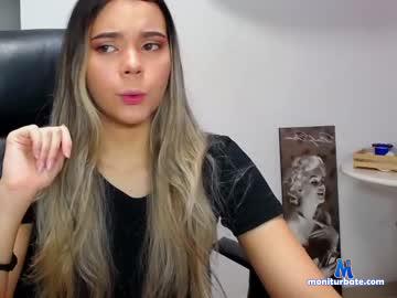 new_summer_cmbrst chaturbate livecam performer profile