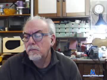 paperino_xxx chaturbate livecam performer profile