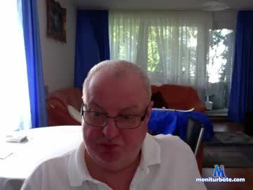peniscum4you chaturbate livecam performer profile