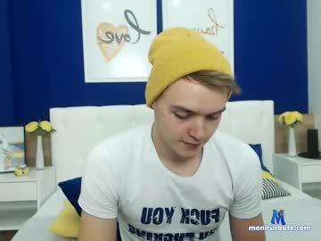 philllliip chaturbate livecam performer profile