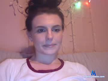 pussyiswater chaturbate livecam performer profile