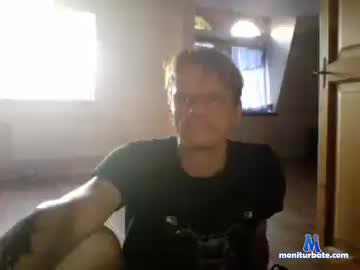 qwertz1234d5 chaturbate livecam performer profile