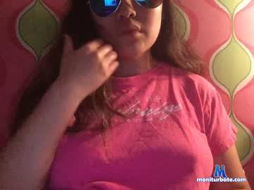 radbaddie100 chaturbate livecam performer profile