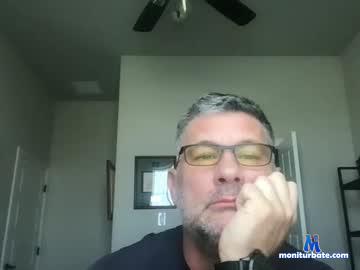 runawaygun74 chaturbate livecam performer profile