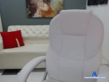 saly_pyton chaturbate livecam performer profile