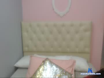 sarafoxxy chaturbate livecam performer profile
