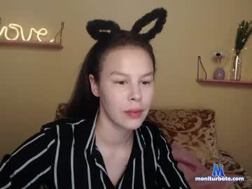 sofia_flirty chaturbate livecam performer profile