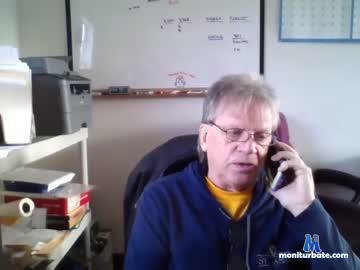 sukmidikpls chaturbate livecam performer profile