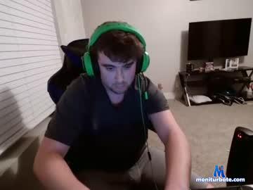 thickcuttom chaturbate livecam performer profile