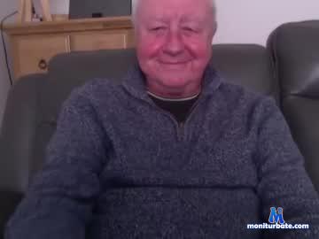tom_atto chaturbate livecam performer profile