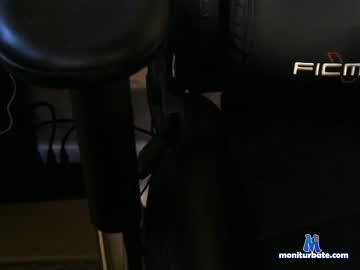 uncutinthenorth chaturbate livecam performer profile