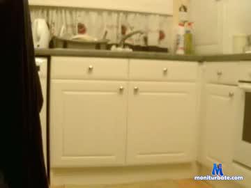 warmandjuicy69 chaturbate livecam performer profile