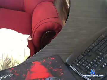 whitemamba2001 chaturbate livecam performer profile