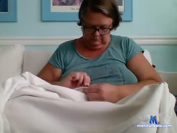 willfuk4weed chaturbate livecam performer profile