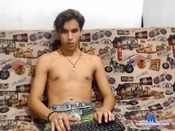 yolobaby_14 chaturbate livecam performer profile