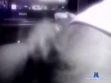 yungjuciydick chaturbate livecam performer profile