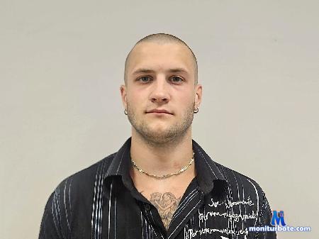 igor-wilde flirt4free performer Its daddy igor here Im an athletic dude who loves to do crazy stuff, have crazy kinky conversations