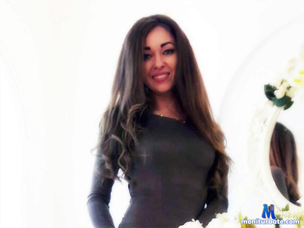beatrice-smile Flirt4free performer Cum Eating Jerk off Instruction Latex Orgasm Control/Denial Legs Leather Exhibitionism Machines Medical