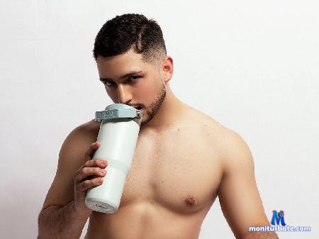 nick-moss flirt4free performer Sexy Colombian, a Chemical Engineer who knows the formula for endless pleasure.