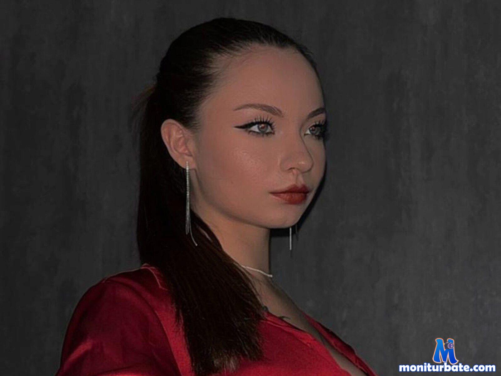 sara-nunez Flirt4free performer 