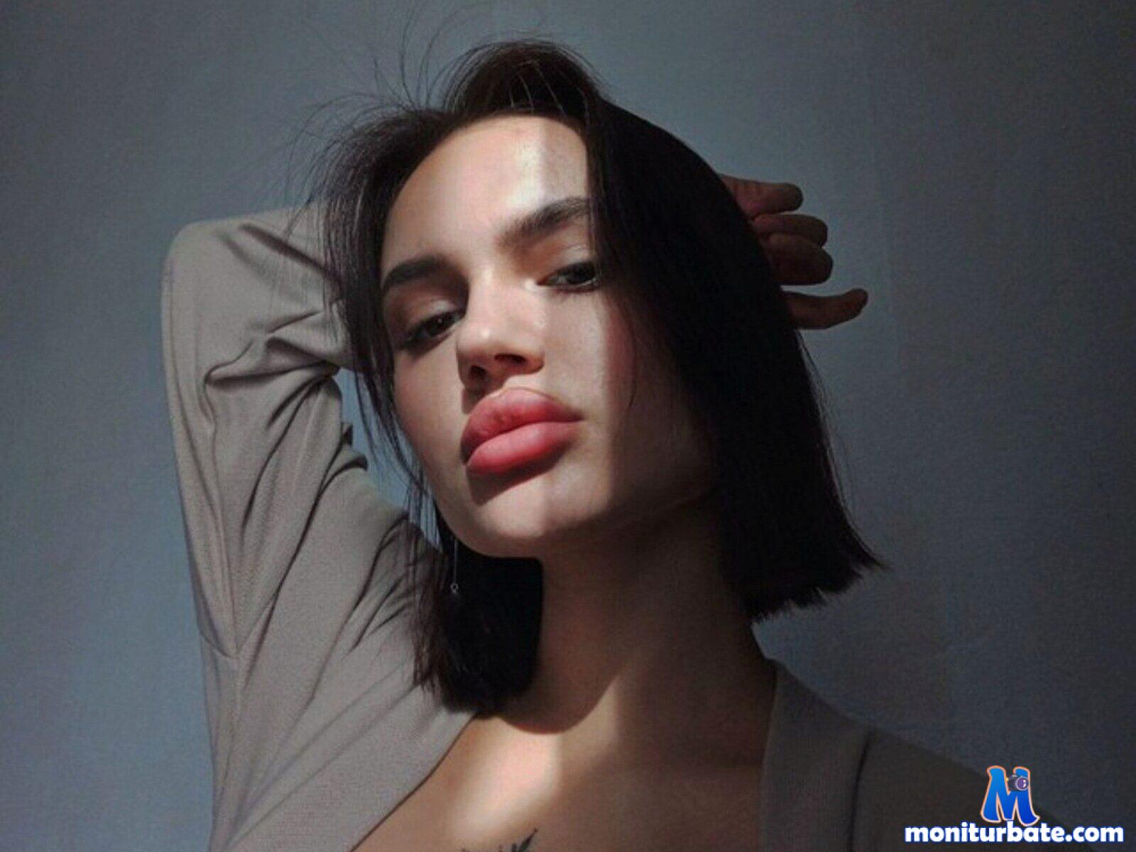 elva-hatzell Flirt4free performer 