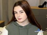 sofie-bates flirt4free livecam show performer How do you like a sweet kitty like me?