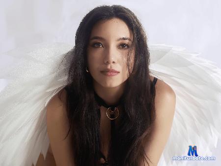 megan-hutson flirt4free performer I will have new photos soon. What kind of angel do you think I am, black or white? Place your bets