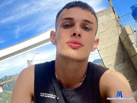 matthew-twink flirt4free performer How are you guys? I am sweet and nasty! let