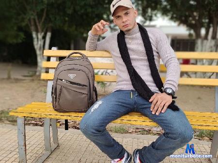 jhon-freed flirt4free performer Hello! Welcome to my room