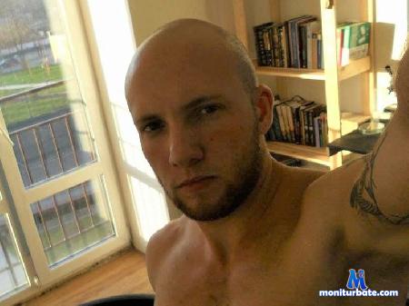 jordan-boss flirt4free performer Hey hey! I am a trans man! Want to have fun?