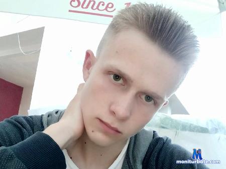 colinn-niko flirt4free performer 