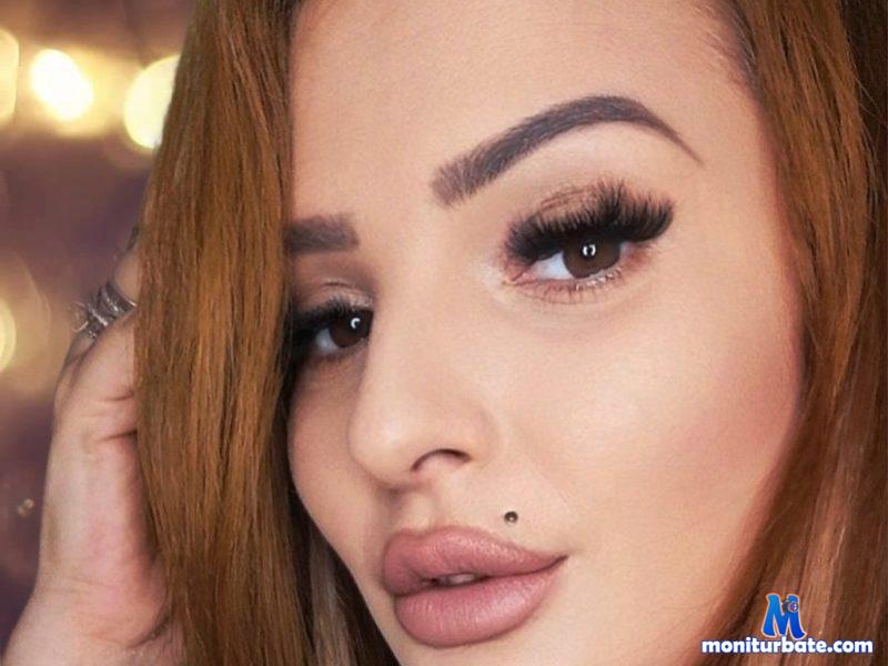 unique-mia Flirt4free performer Nipple Play Dirty Talk Vibrator Voyeurism