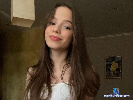 zoe-katana flirt4free performer I’m an artistic person and forr my show I have many different interesting things
