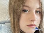 kelly-dach flirt4free livecam show performer Hi sweet! we want play! Play with us pls!