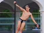 oliver-ferrara flirt4free livecam show performer Latino with fire, passion without limits. Come and feel the real.