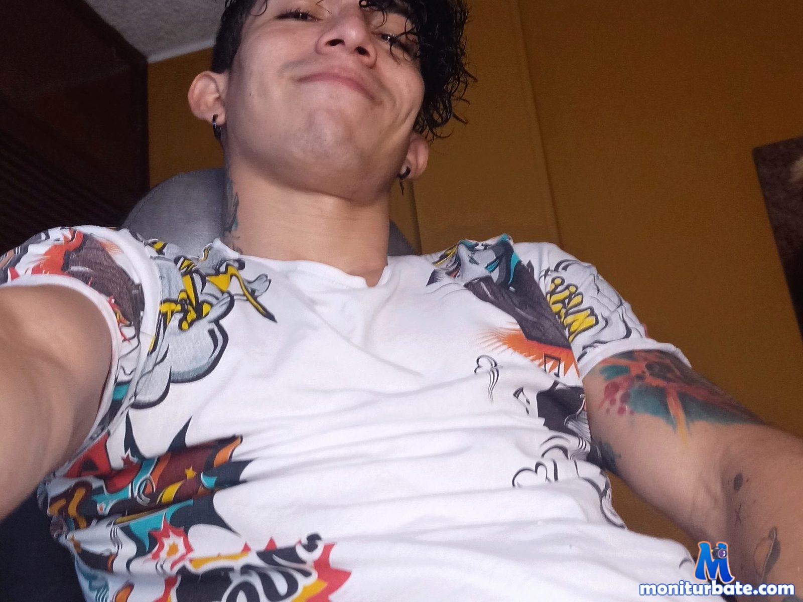 slater-johnson Flirt4free performer Feet Nipple Play Submission Cum Eating Domination Jerk off Instruction Piercings and Tattoos Smoking Armpit Muscle Worship